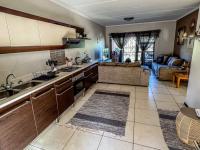  of property in Glenvista