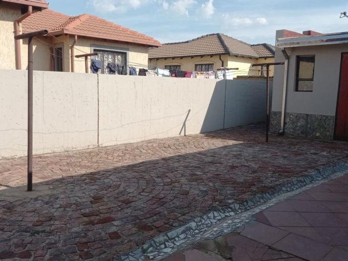 3 Bedroom House for Sale For Sale in Sebokeng - MR663757