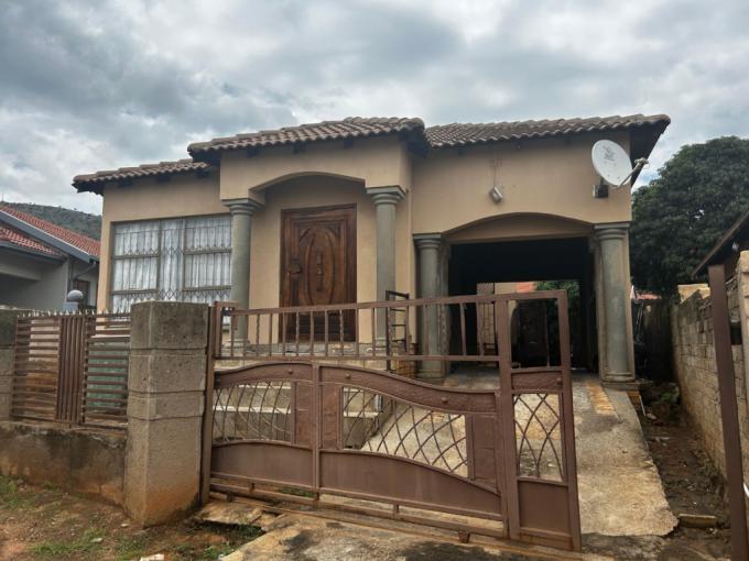 3 Bedroom House for Sale For Sale in Tlhabane West - MR663779