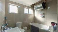 Bathroom 1 - 8 square meters of property in Greenwood Park