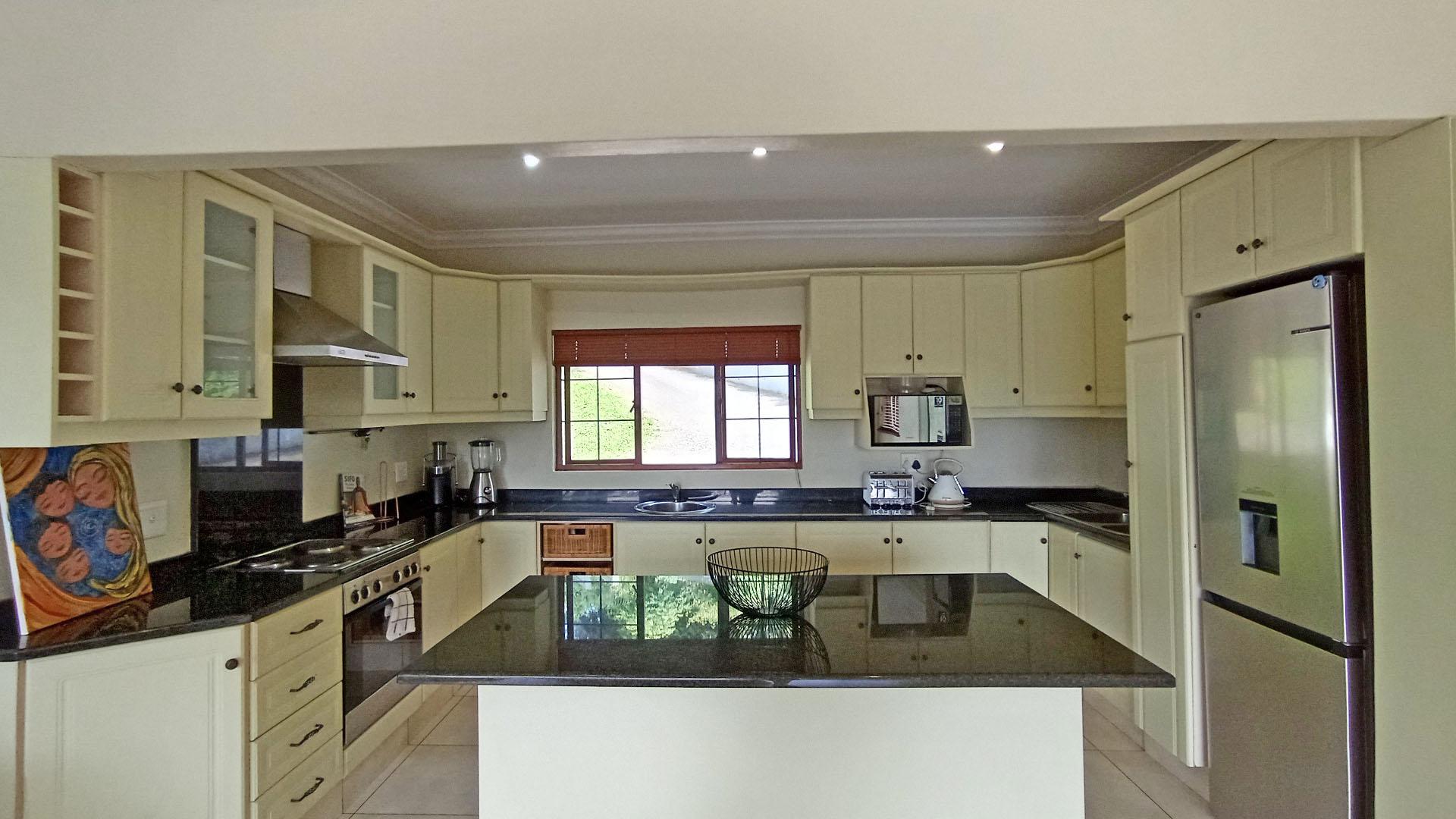 Kitchen - 13 square meters of property in Hillcrest - KZN