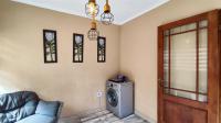 Rooms - 9 square meters of property in Castleview