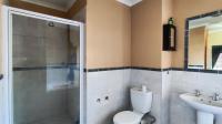 Main Bathroom - 8 square meters of property in Castleview