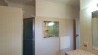 Main Bathroom - 14 square meters of property in Observatory - JHB