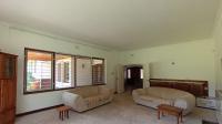 Lounges - 33 square meters of property in Observatory - JHB