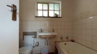 Staff Bathroom - 4 square meters of property in Observatory - JHB