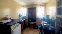 Kitchen of property in Embalenhle