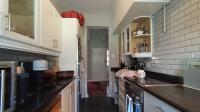 Kitchen - 9 square meters of property in Birdhaven - JHB