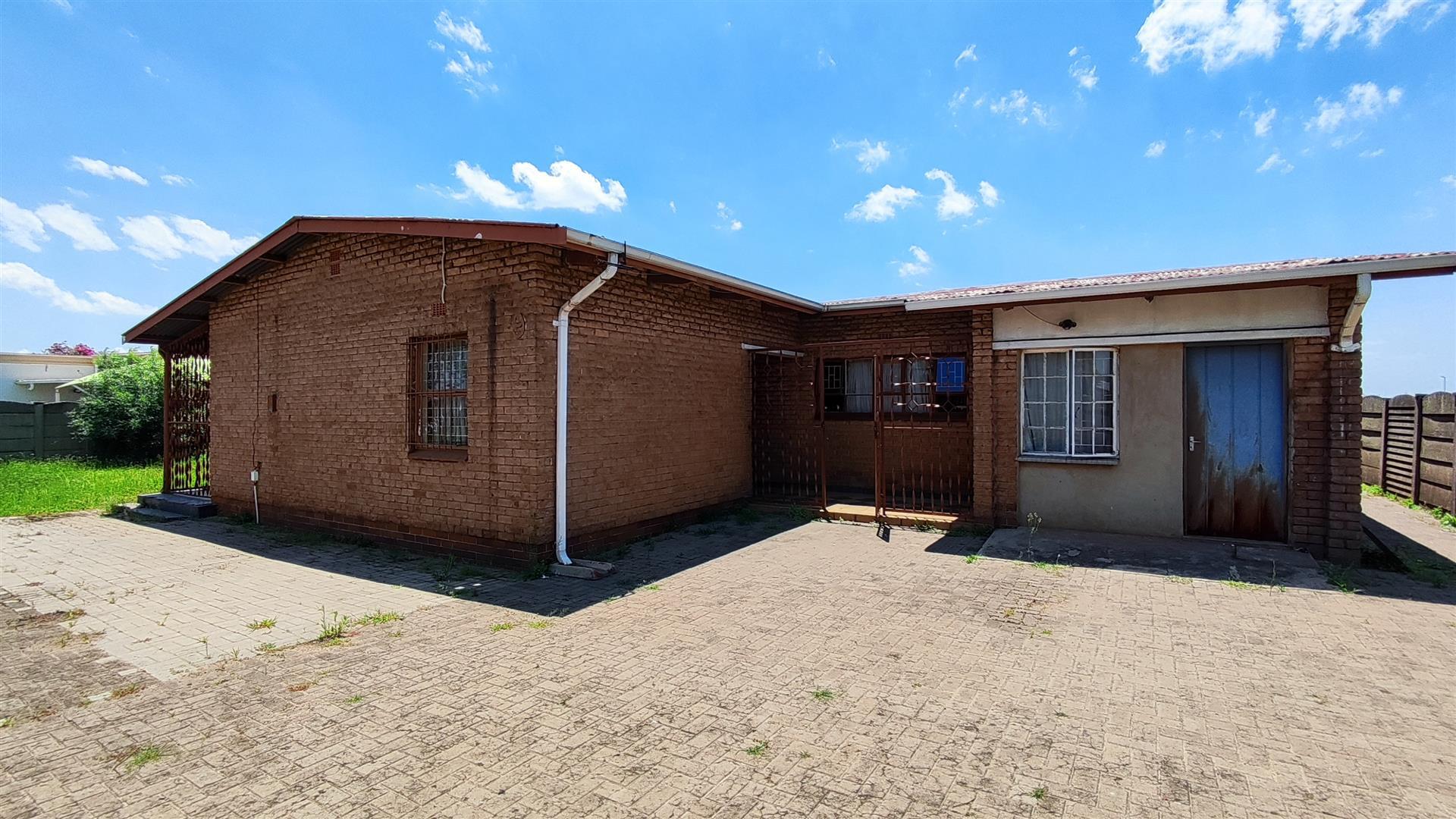 Front View of property in Vanderbijlpark