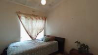 Bed Room 3 - 12 square meters of property in Windsor East