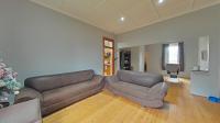 Lounges - 17 square meters of property in Prestbury