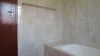 Bathroom 1 - 4 square meters of property in Greenhills