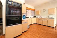 Kitchen of property in Meiringspark