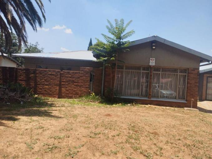 4 Bedroom House for Sale For Sale in Sasolburg - MR663861