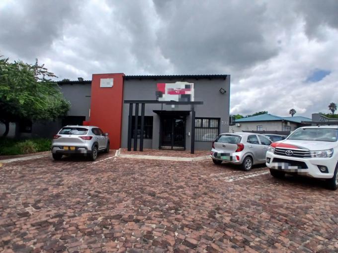 Commercial to Rent in Rustenburg - Property to rent - MR663889