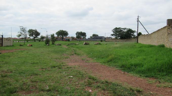 Land for Sale For Sale in Lenasia South - Private Sale - MR663942