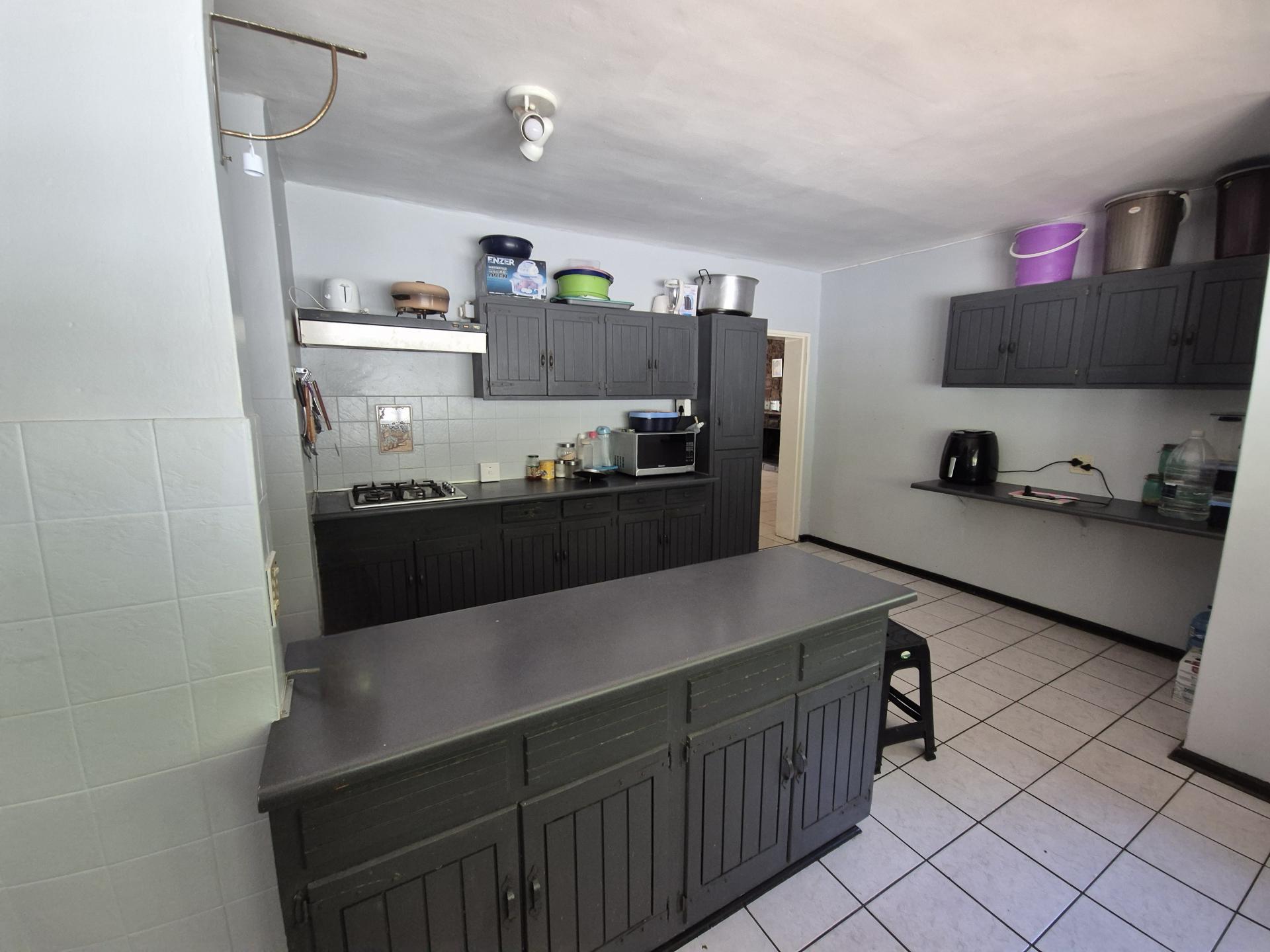 Kitchen of property in Amsterdamhoek