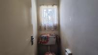 Bathroom 1 - 9 square meters of property in Vanderbijlpark