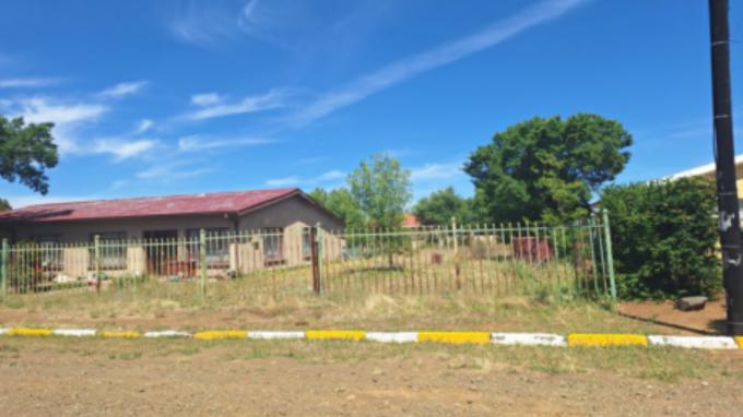 SA Home Loans Sale in Execution 6 Bedroom House for Sale in Reddersburg - MR663964