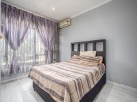 Bed Room 1 - 15 square meters of property in Berea West 