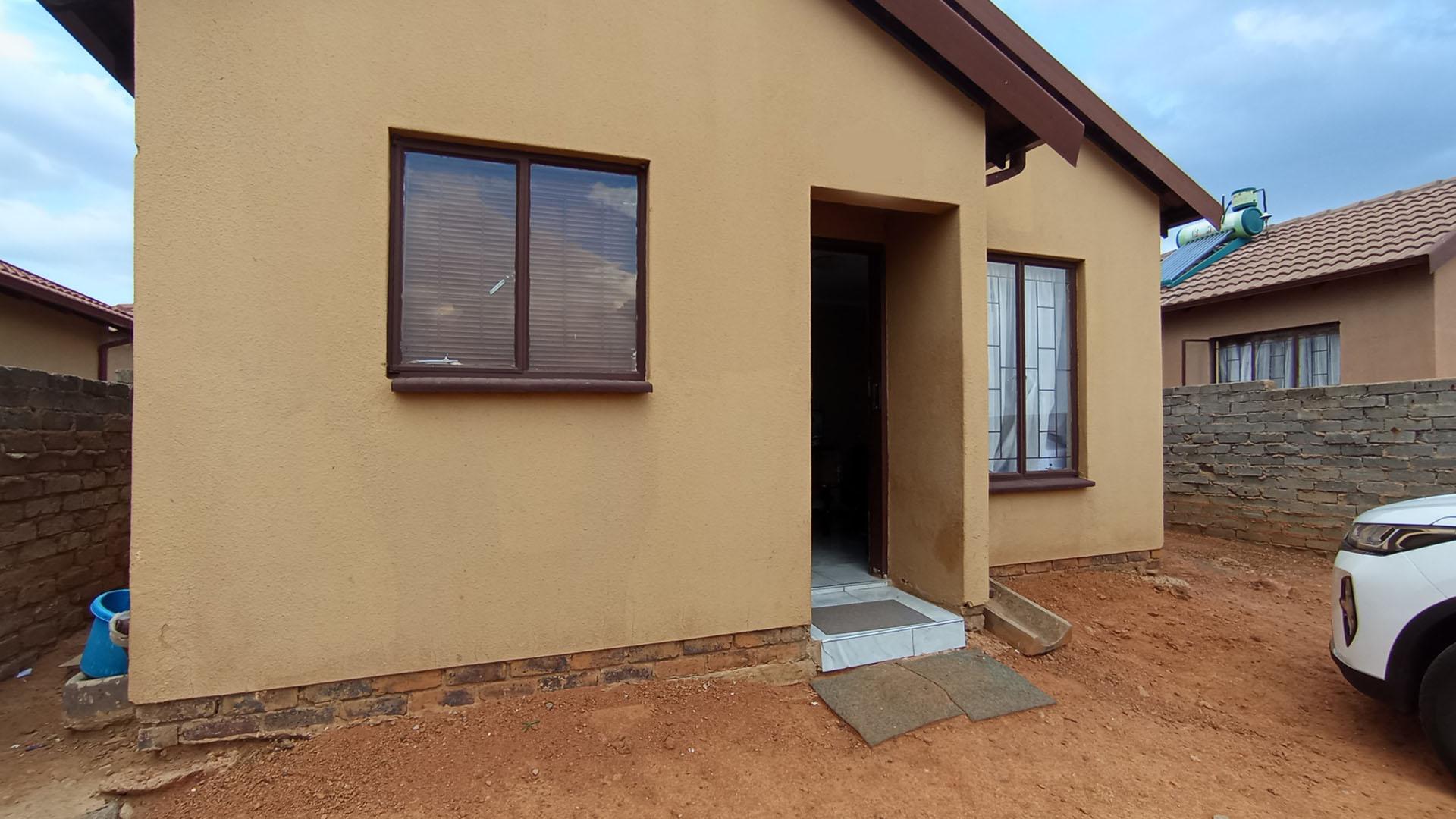 Front View of property in Soshanguve East