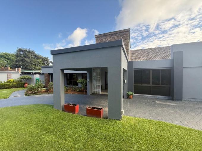 3 Bedroom House for Sale For Sale in Protea Park Remove - MR664191