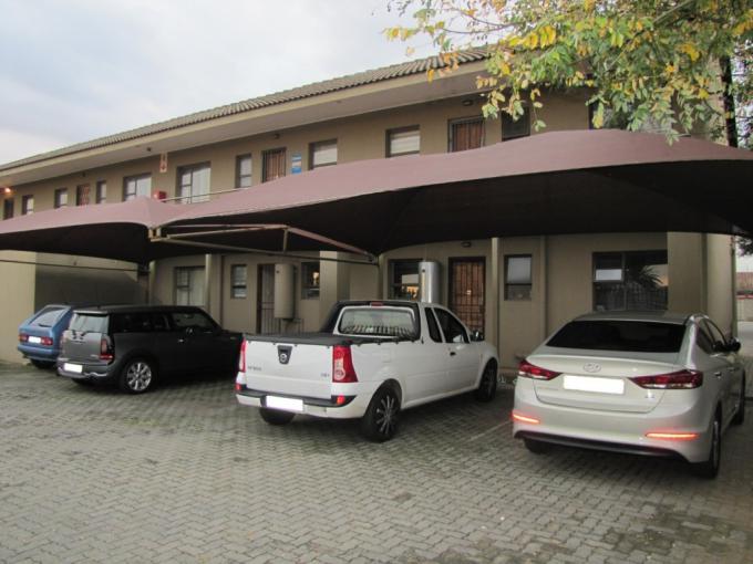 2 Bedroom Apartment for Sale For Sale in Vanderbijlpark - MR664258