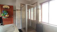 Bathroom 1 - 8 square meters of property in Bronberg