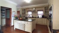 Kitchen - 26 square meters of property in Bronberg