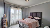 Bed Room 1 - 14 square meters of property in Jansen Park