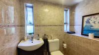 Guest Toilet - 4 square meters of property in Bedfordview