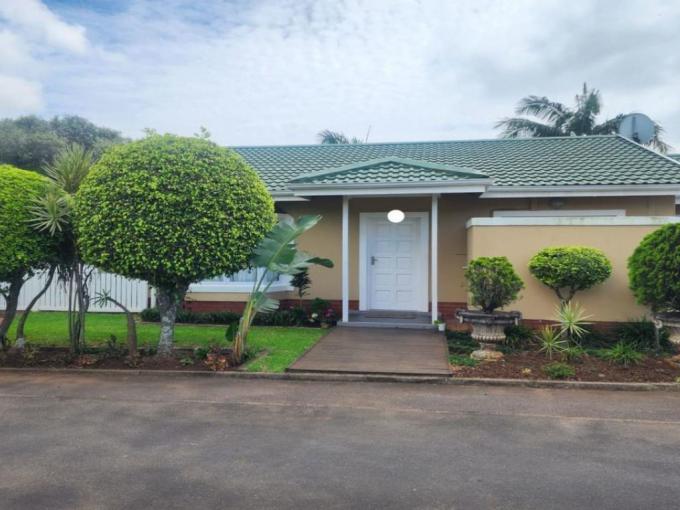 2 Bedroom Sectional Title for Sale For Sale in Mount Edgecombe  - MR664681