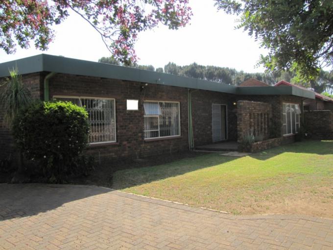 4 Bedroom House for Sale For Sale in Vanderbijlpark - MR664735