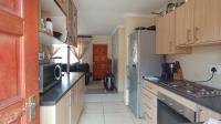 Kitchen - 6 square meters of property in Elandspoort