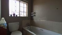 Bathroom 1 - 5 square meters of property in Cosmo City