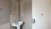 Bathroom 1 - 5 square meters of property in Cosmo City