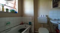 Bathroom 1 - 6 square meters of property in Commercia