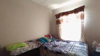 Bed Room 1 - 10 square meters of property in Commercia