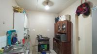 Kitchen - 6 square meters of property in Commercia