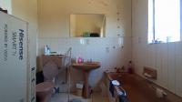 Bathroom 2 - 7 square meters of property in Klopperpark