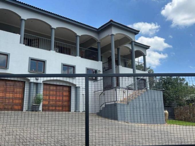 6 Bedroom House for Sale For Sale in Safarituine - MR664847