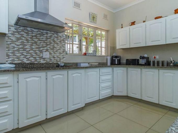 3 Bedroom Simplex for Sale For Sale in Gillitts  - MR664872