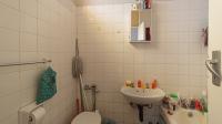 Bathroom 1 - 4 square meters of property in Gezina