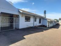 2 Bedroom 1 Bathroom Simplex for Sale for sale in Bluff