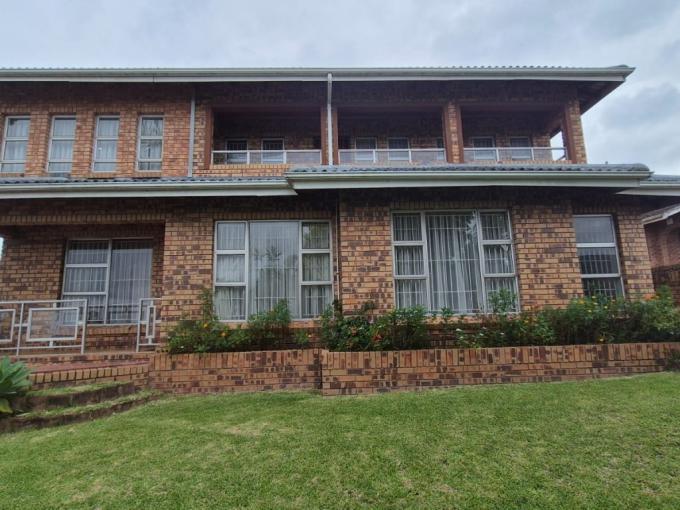 5 Bedroom House for Sale For Sale in Umhlatuzana  - MR664926