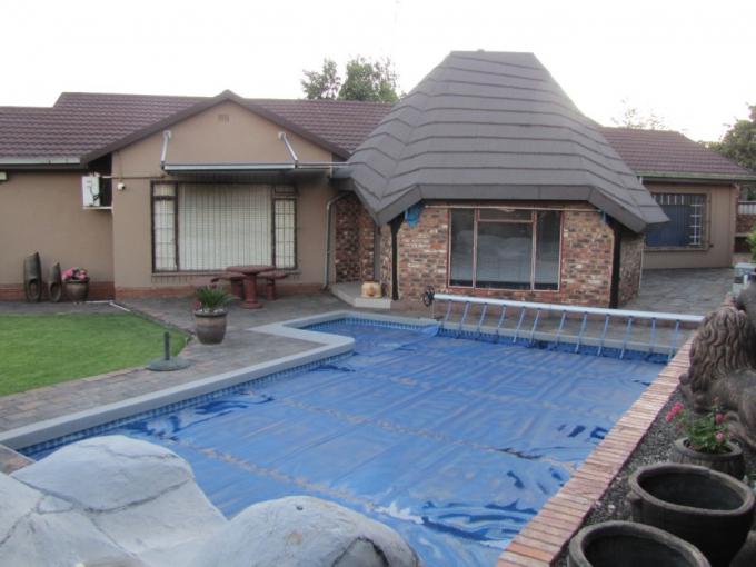 3 Bedroom House for Sale For Sale in Vanderbijlpark - MR664946