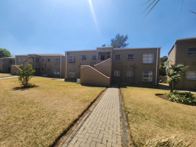 3 Bedroom Apartment for Sale For Sale in Alberton - MR664952