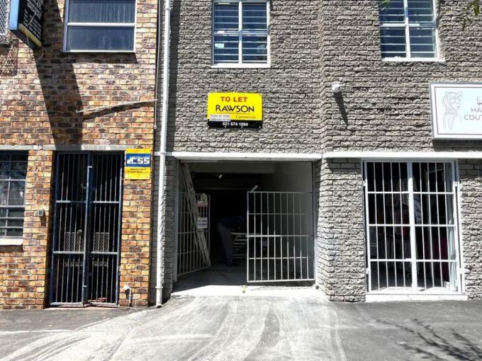 Commercial to Rent in Wynberg - CPT - Property to rent - MR665078