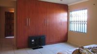 Bed Room 3 - 22 square meters of property in Rangeview