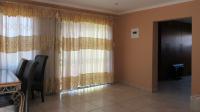 Lounges - 64 square meters of property in Rangeview